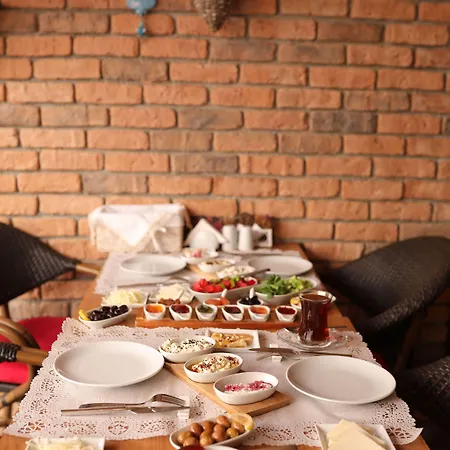 فندق مبيت وإفطار Mandalin Siğacık