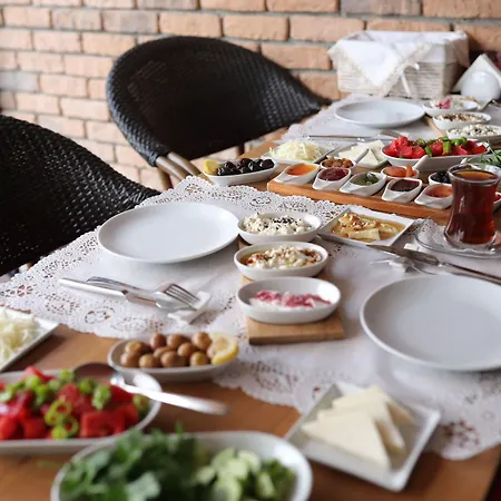 فندق مبيت وإفطار Mandalin Siğacık